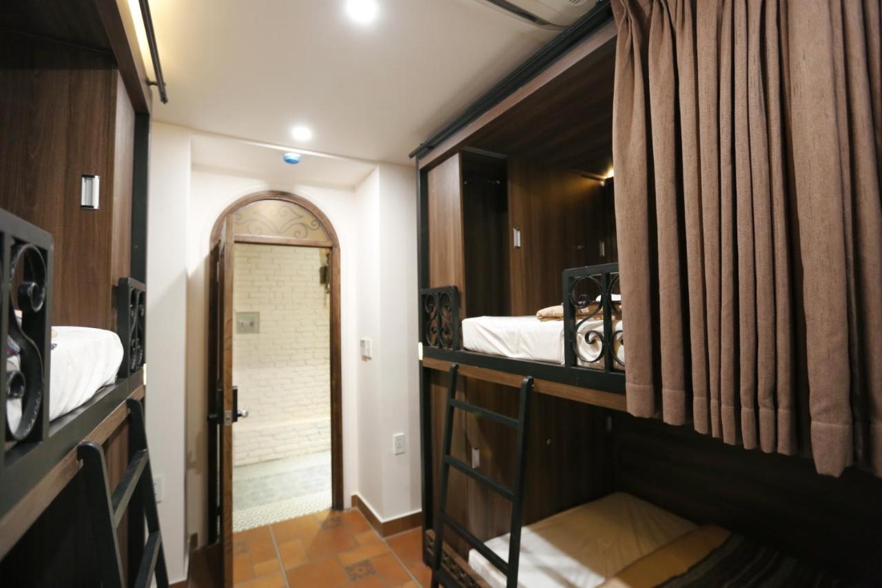 Aquarizon Boutique Hostel & City Bar Ho Chi Minh-Byen Eksteriør billede