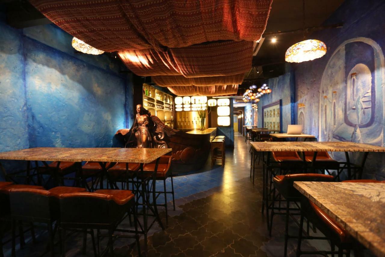 Aquarizon Boutique Hostel & City Bar Ho Chi Minh-Byen Eksteriør billede